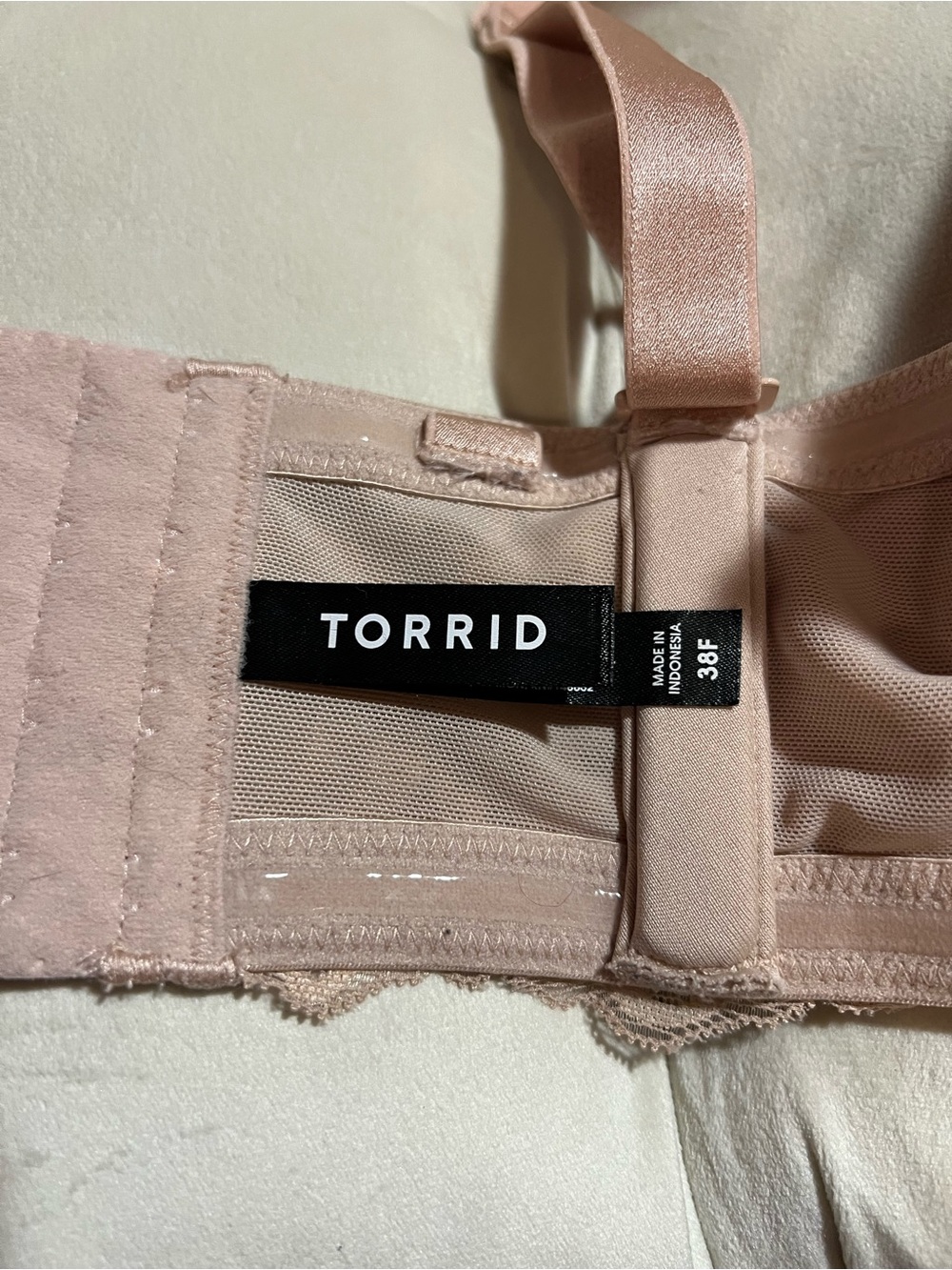 Torrid Bombshell Everyday Strapless Bra in Nude Size 38F - Picture 3 of 9